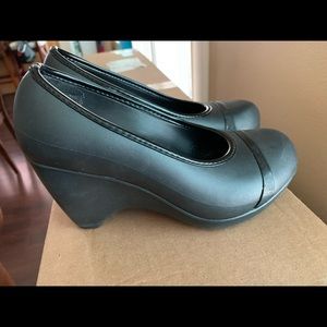CROCS Ladies Wedge heels